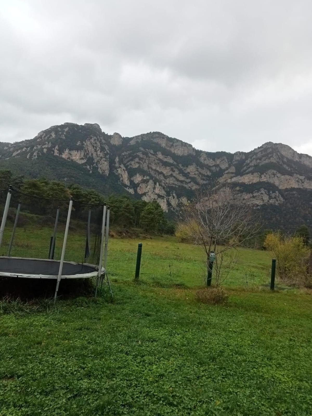 Complex Rural Can Caubet Berga Exterior photo