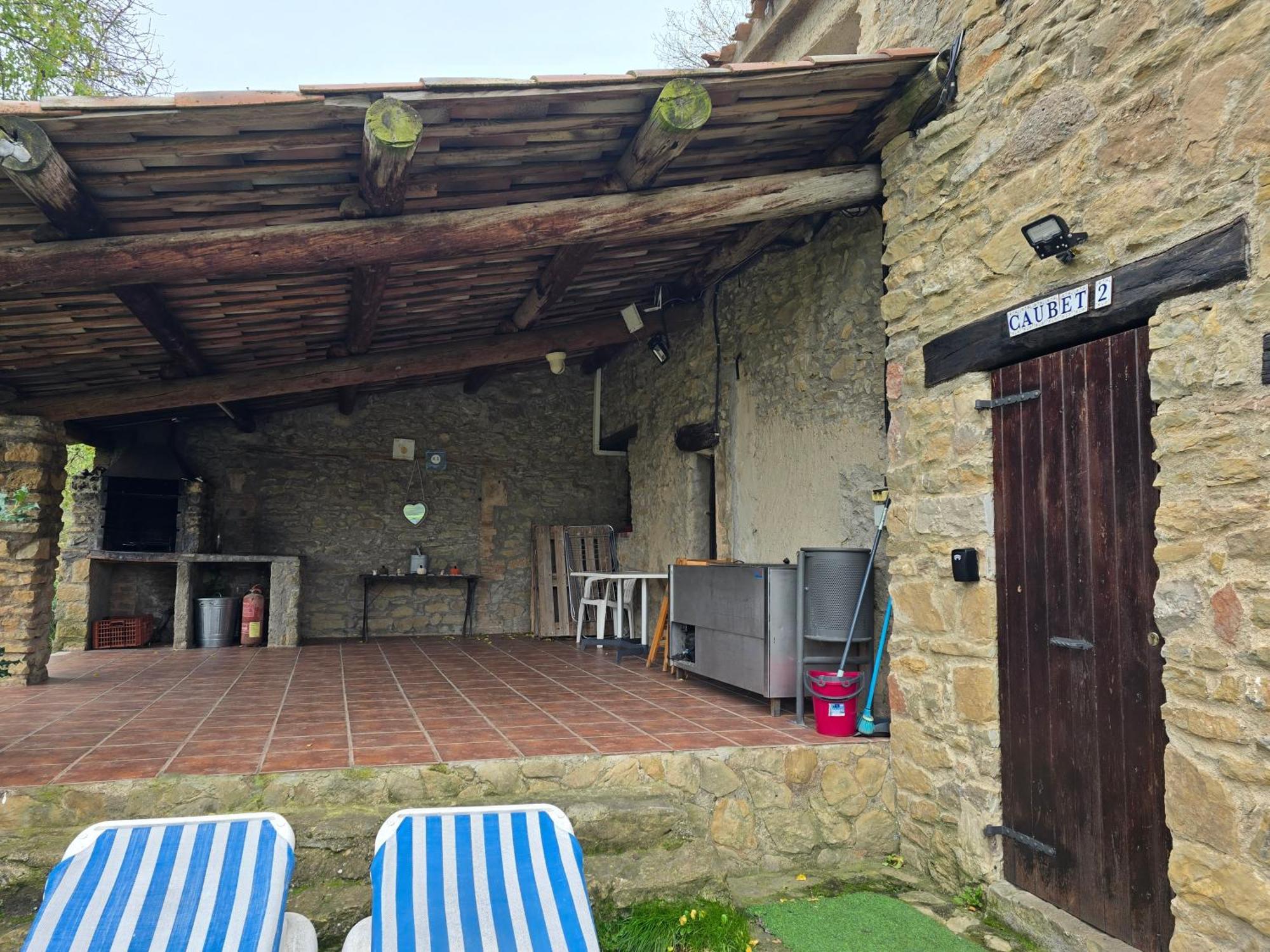 Complex Rural Can Caubet Berga Exterior photo